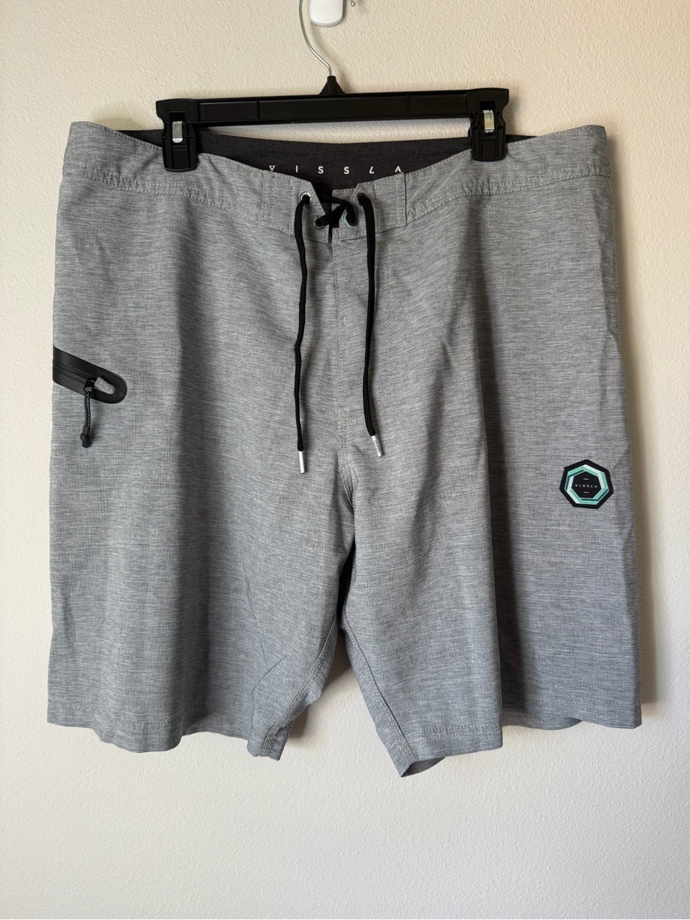 Vissla Board Shorts Mens 38 Gray 4 Way Stretch Surf Swim Hybrid Performance